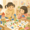 共同制作をしながら遊びのルールを相談する5～6歳の子どもたちのクレヨン画